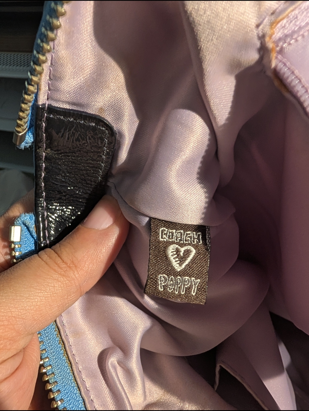 Coach Poppy Limited Edition NYC Glam Skyline Tote Bag - Picture 16 of 16